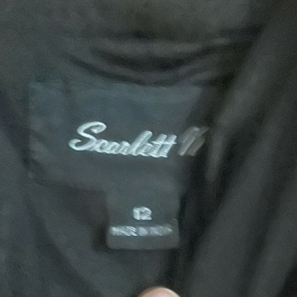 Black Dress - Picture 3 of 5